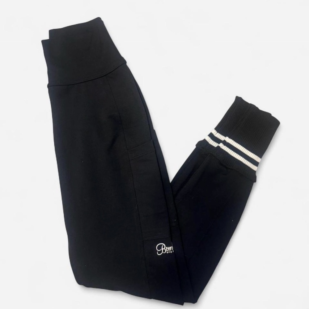 Bombshell Sportswear Black Sock Leggings - Picture 4 of 7